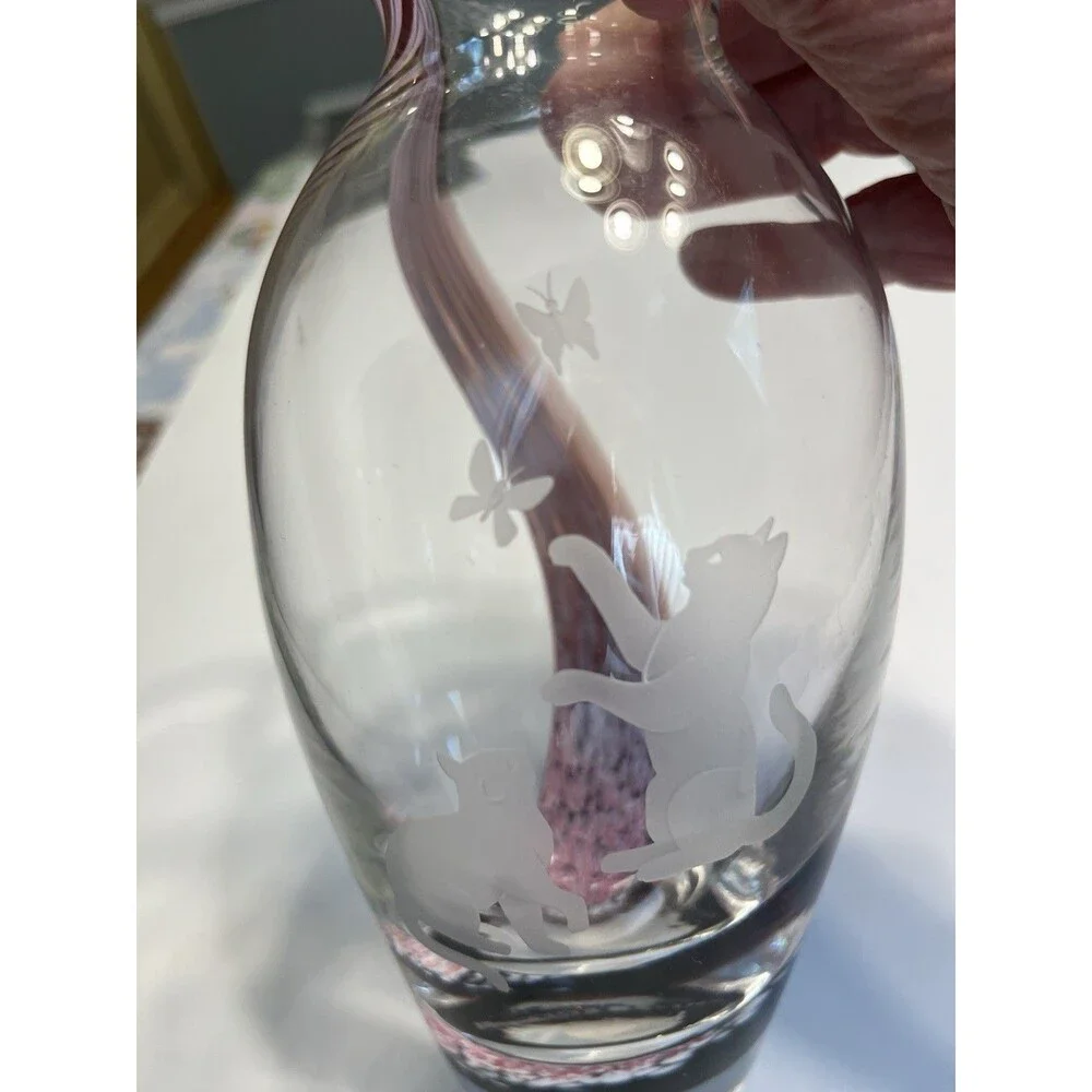 RARE!! Lenox Art Glass Etched Frosted Kitten Cats Pink Swirl 8” Vase Scotland